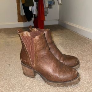 Brown boots